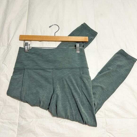 Athleta Salutation Stash 7/8 Tight Leggings Green Heather Powervita EUC Size M - Picture 2 of 7